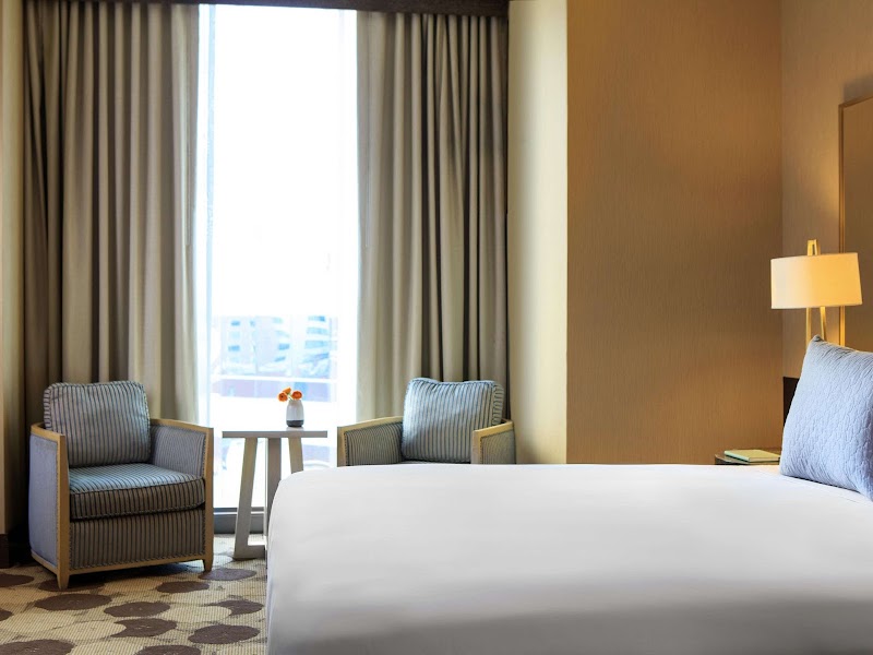 The Royal Sonesta Chicago River North - The Royal Sonesta Chicago River North, 505 N State St, Chicago, IL 60654, USA