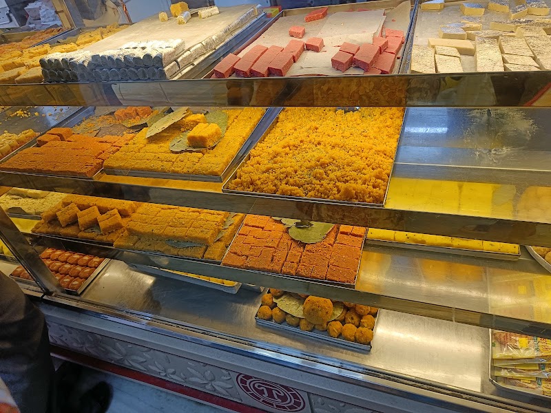 Tewari Sweets - Tewari Sweets, 144, Utkalmoni Gopabandhu Sarani, Raja Katra, Bara Bazar, Jorasanko, Kolkata, West Bengal 700007, India