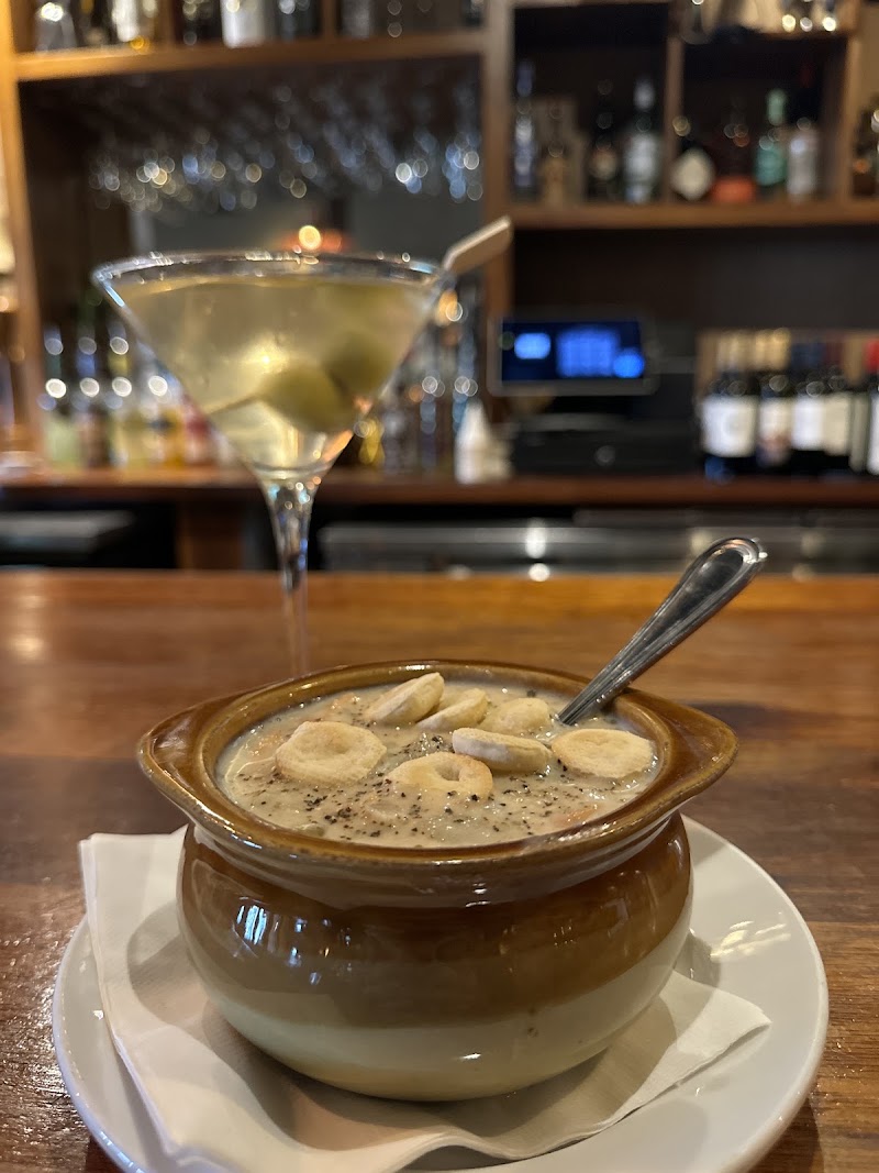 Marthas Vineyard Chowder Company - Marthas Vineyard Chowder Company 14 Kennebec Ave, Oak Bluffs, MA 02557, USA