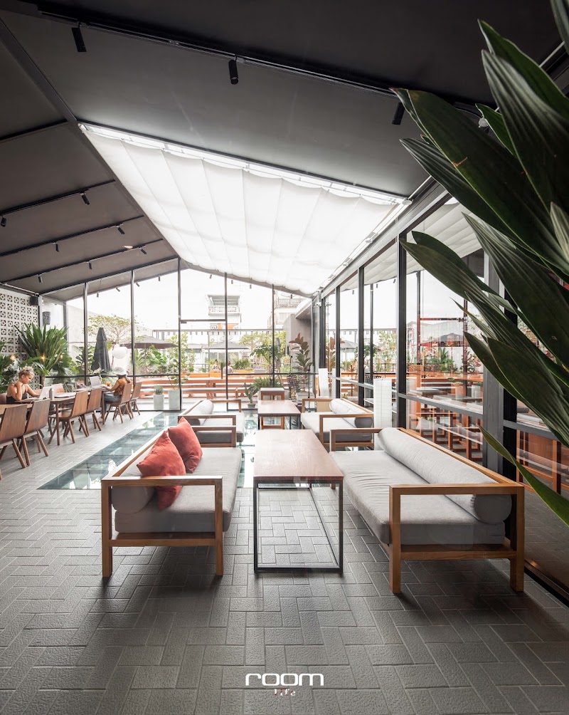 Luk Hostel (ลุก โฮสเทล) - Luk Hostel (ลุก โฮสเทล) 382, 384-386 Soi Wanit 1, Khwaeng Chakkrawat, Khet Samphanthawong, Krung Thep Maha Nakhon 10100, Thailand