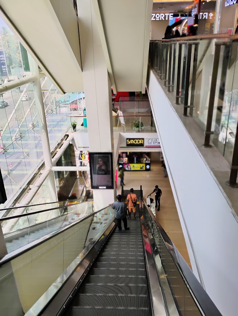 1 MG - Lido Mall - 1 MG - Lido Mall, 1/2, Old Madras Rd, Halasuru, Someshwarpura, Sivanchetti Gardens, Bengaluru, Karnataka 560008, India
