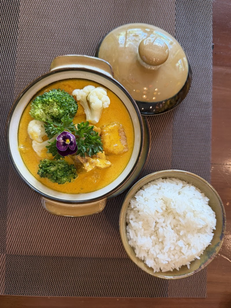 A Taste Of Saigon - Ben Thanh - Vietnamese Cuisine & Vegetarian Food - A Taste Of Saigon - Ben Thanh - Vietnamese Cuisine & Vegetarian Food 128 Lý Tự Trọng, Bến Thành, Hồ Chí Minh 700000, Vietnam