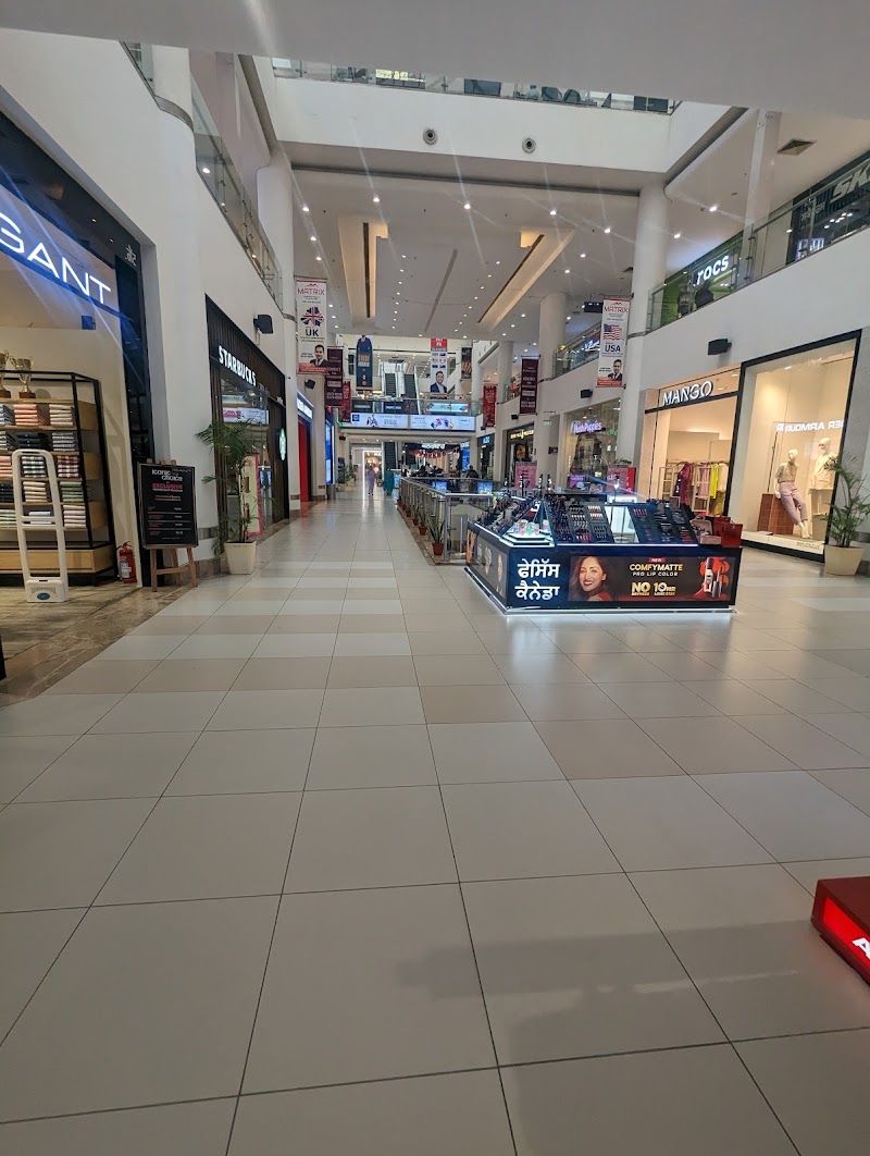 Marks & Spencer - Marks & Spencer, Store, Grand Trunk Rd, Rajinder Nagar, Maqbool Pura, Amritsar, Amritsar Cantt., Punjab 143006, India