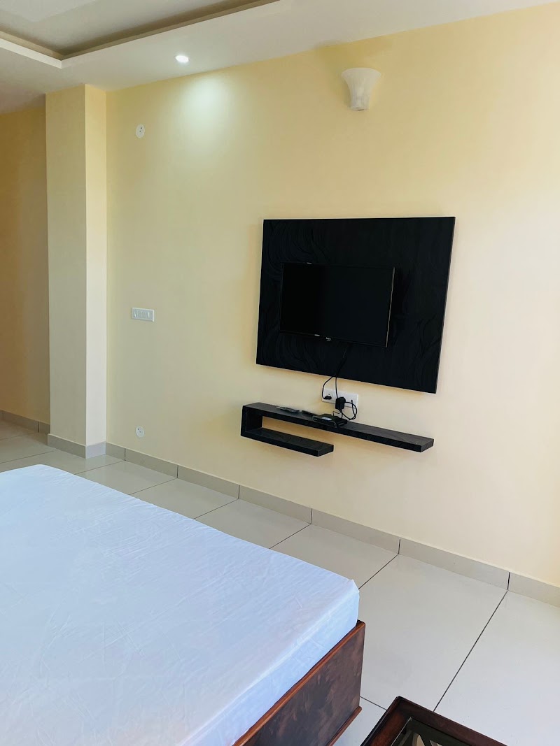 The Green Retreat Homestay - The Green Retreat Homestay V2QM+6X5 Village Gharti Khurd PO Dharampur, Solan, Himachal Pradesh 173209, India