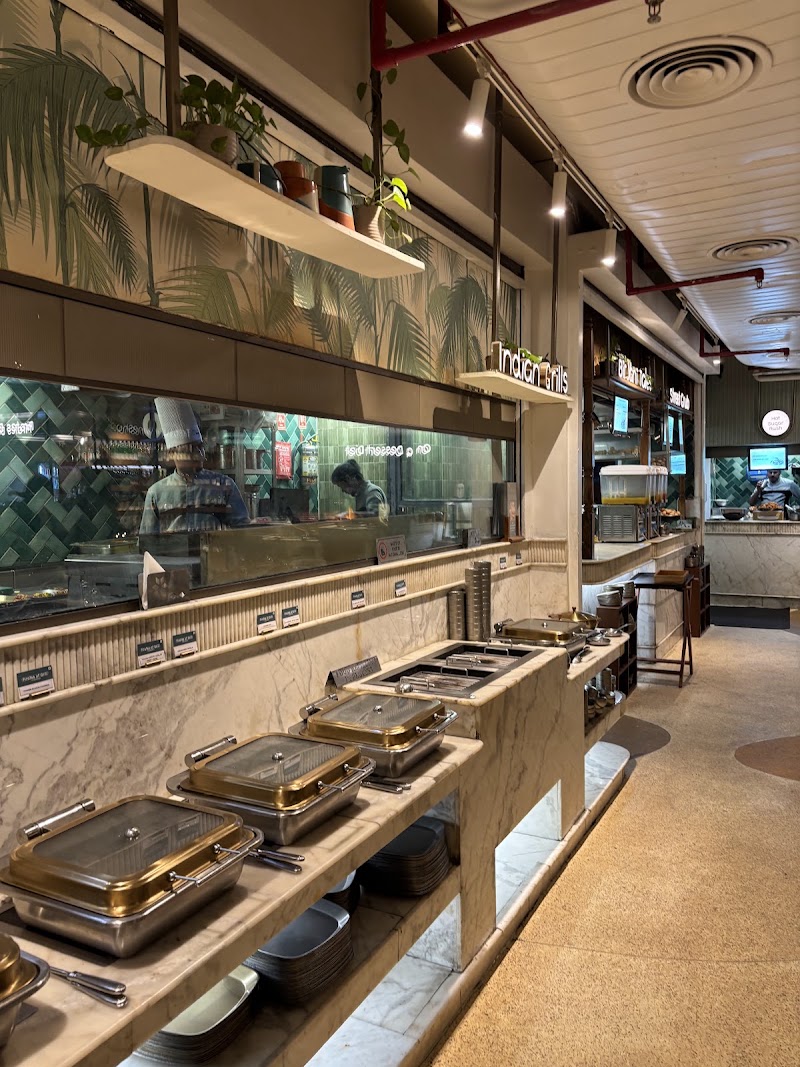 PIRATES OF GRILL GRANDE - PIRATES OF GRILL GRANDE SHOP NO, GROUND FLOOR, Tower C, 4 B, DLF Cyber City, DLF Phase 2, Sector 24, Gurugram, Haryana 122002, India