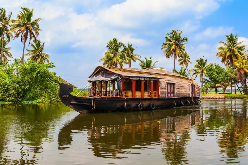 Alleppey Tourism Development Cooperative Society - Alleppey Tourism Development Cooperative Society Municipal Library Shopping Complex, near Boat Jetty Road, Kidangamparamp, Thathampally, Alappuzha, Kerala 688013, India