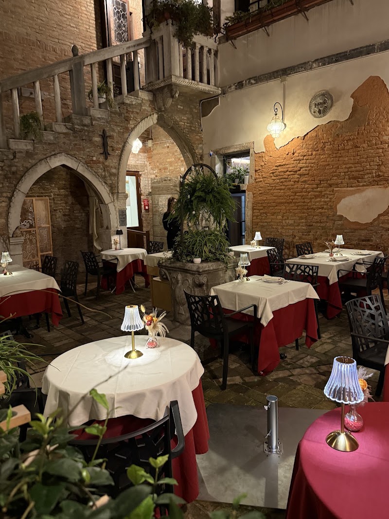 Regina Corner Ristorante - Regina Corner Ristorante, Sestiere Dorsoduro, 2934, 30123 Venezia VE, Italy