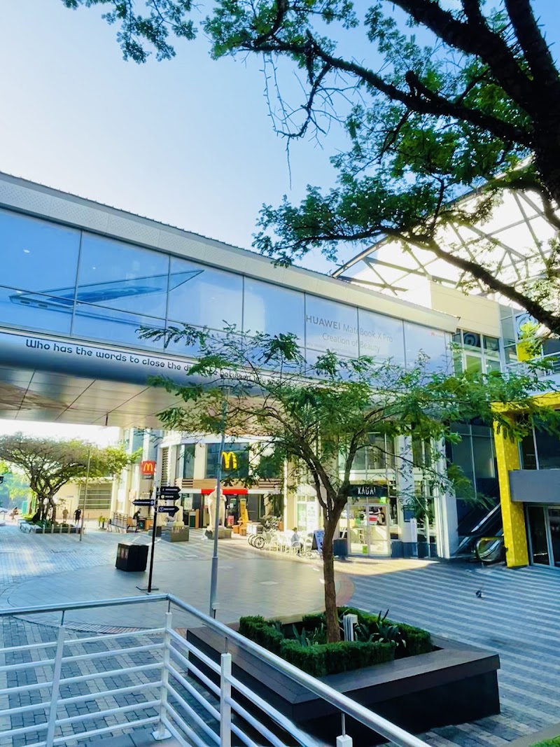 Rosebank - Rosebank, Johannesburg, 2196, South Africa