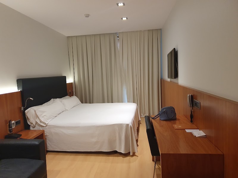 Hotel Lleo - Hotel Lleo Carrer de Pelai, 22, 24, Ciutat Vella, 08001 Barcelona, Spain