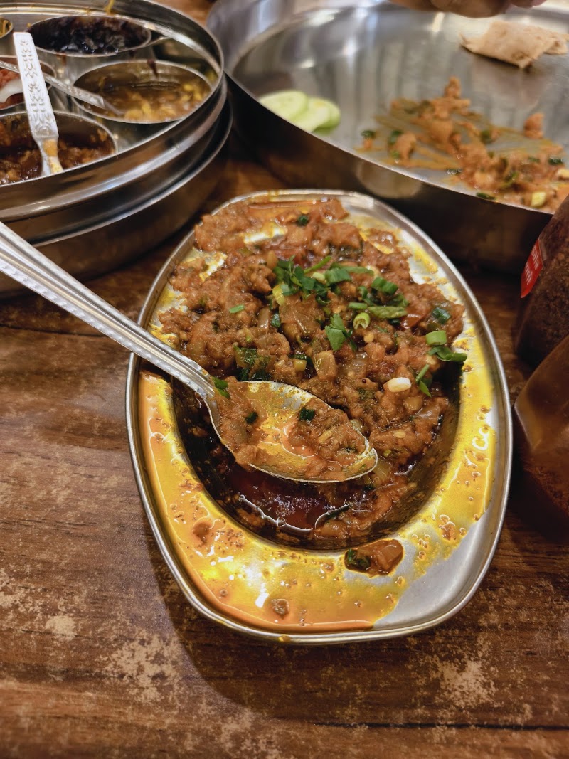 Shree Khodiyar Kathiyawadi Dhaba - Shree Khodiyar Kathiyawadi Dhaba, First floor, 112-116, 100 Feet Rd, near TOWER-A, Satellite, Ahmedabad, Gujarat 380015, India