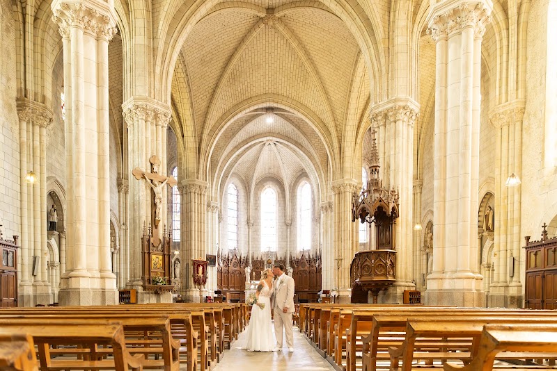 Le miroir d'images : Mariage et Famille - Le miroir d'images : Mariage et Famille 12 Rue de la Genolière, 44640 Le Pellerin, France