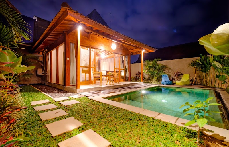 Canggu Wooden Green Paradise