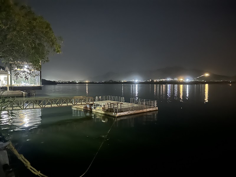 Pichola Lake, Udaipur - Pichola Lake, Udaipur HMCM+Q98, Pichola, Udaipur, Rajasthan 313004, India