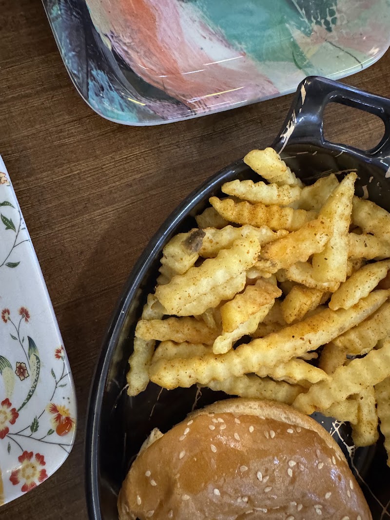 Cafe Honeyman - Cafe Honeyman Ground Floor, Jmd suburbio 2, Sector 67, Gurugram, Haryana 122101, India