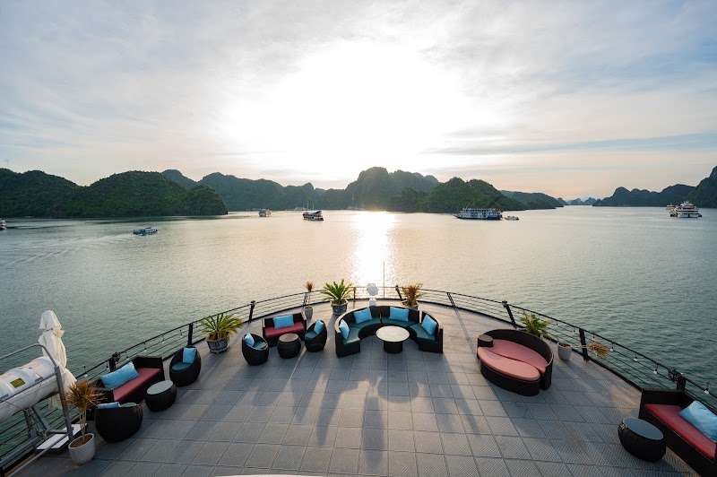 Velar Of The Seas Cruise - Velar Of The Seas Cruise, Lô 41B Bến, Tuần Châu, Quảng Ninh 200000, Vietnam