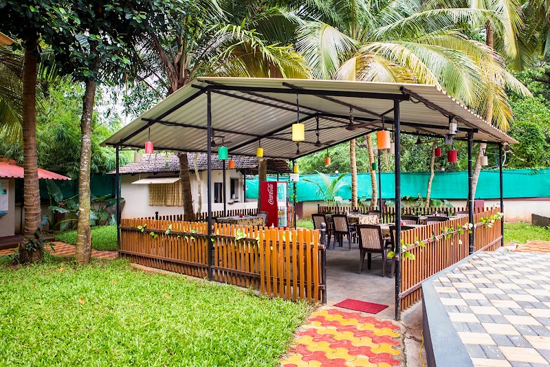 Lazy Frog Guest House - Lazy Frog Guest House, Orlim Rd, Carmona, Goa 403717, India