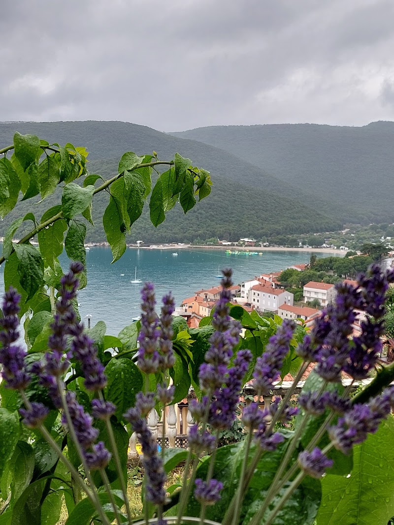 Apartments Plominska 938 - Apartments Plominska 938 Plominska ul. 6, 52221, Rabac, Croatia