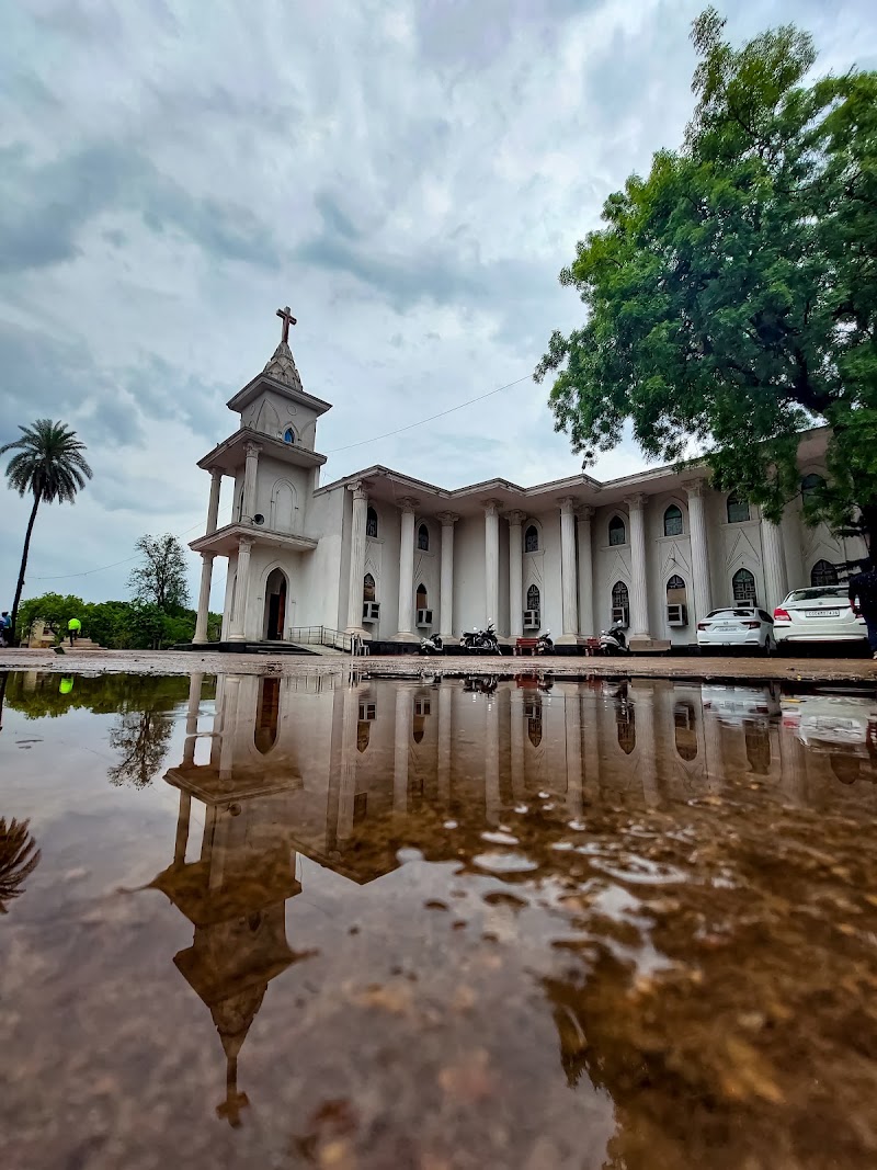 St. Paul's Cathedral, CNI - St. Paul's Cathedral, CNI 6JRV+4JX, Civil Lines, Raipur, Chhattisgarh 492001, India