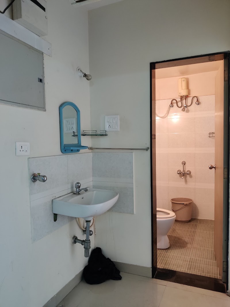 Everglade - Everglade, Tukaram nagar, Hadapsar, GWWM+9H4, Bypass, Tukaram Nagar, Kharadi, Pune, Maharashtra 411014, India