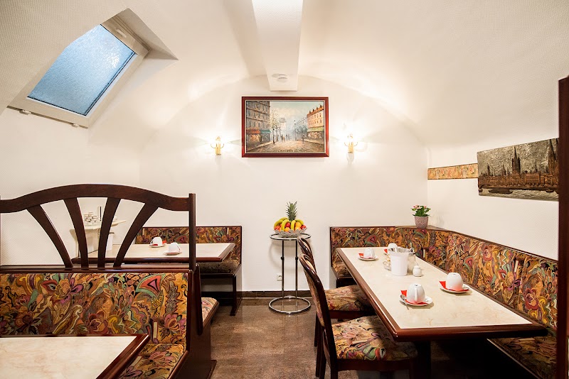Hotel Domblick Garni - Hotel Domblick Garni Domstraße 28, 50668 Köln, Germany