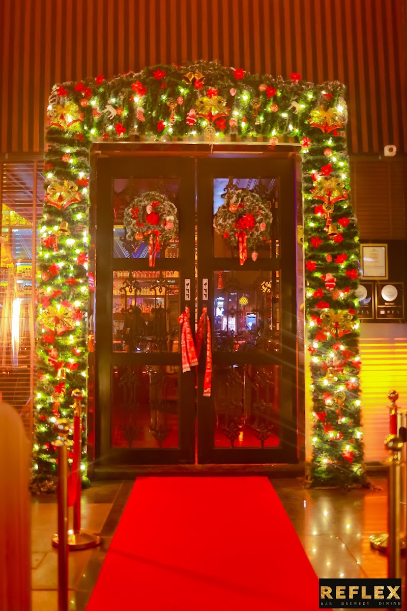 REFLEX - Bar, Brewery & Dining - REFLEX - Bar, Brewery & Dining Ground Floor, M3M International Financial Centre, REFLEX - Bar, Brewery & Dining, Unit R3013, 15, Golf Course Ext Rd, Badshahpur, Sector 66, Gurugram, Haryana 122101, India