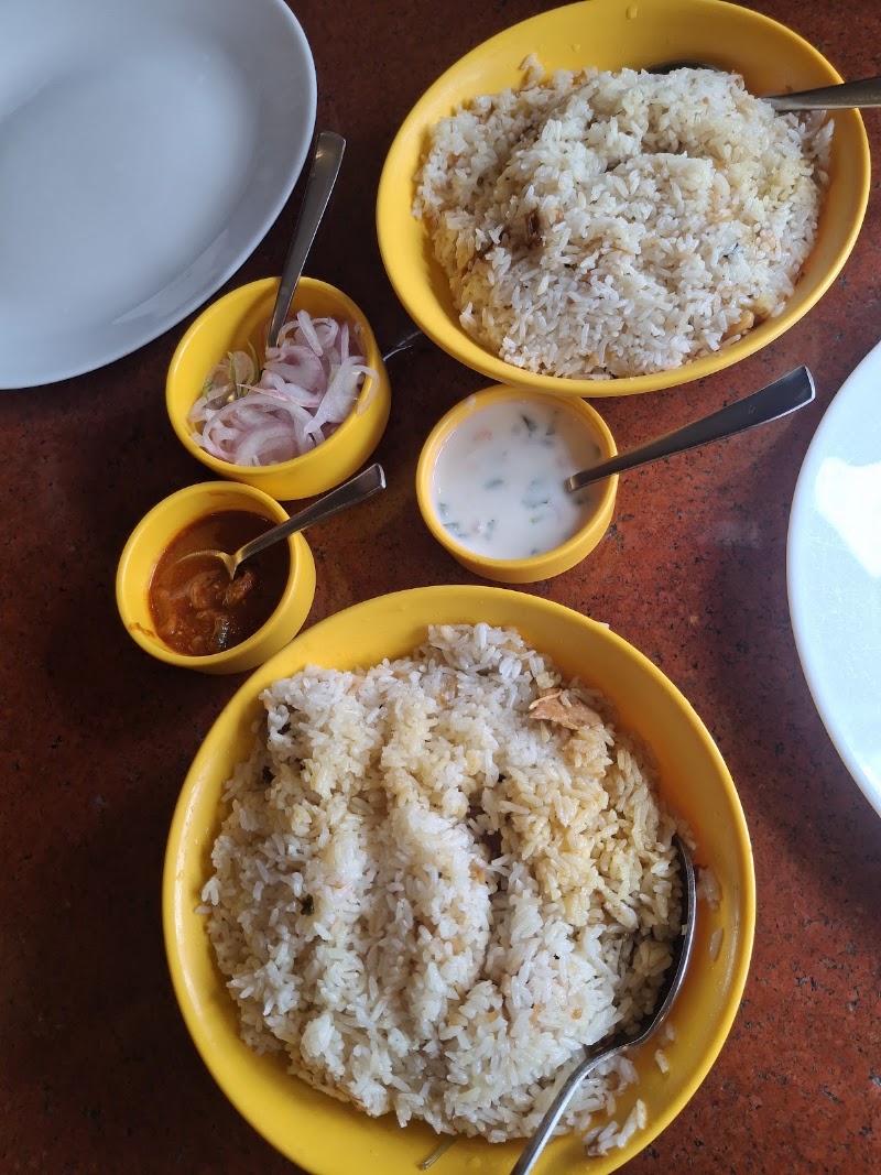 Hotel Rahmath - Hotel Rahmath Aravind Ghosh Rd, near Mathrubhumi Office, Mananchira, Kozhikode, Kerala 673001, India