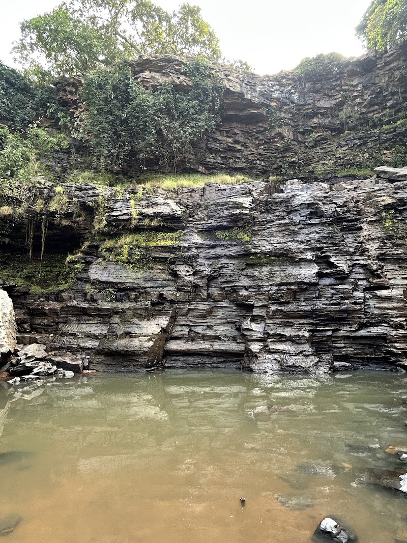 Dhaskund Waterfall - Dhaskund Waterfall, Sirpur Rd, Awarai, Chhattisgarh 493551, India