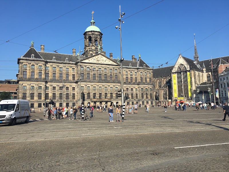 Black Bikes | Bike Rental at Dam Square in the City Centre of Amsterdam - Black Bikes | Bike Rental at Dam Square in the City Centre of Amsterdam Nieuwezijds Voorburgwal 146, 1012 SJ Amsterdam, Netherlands