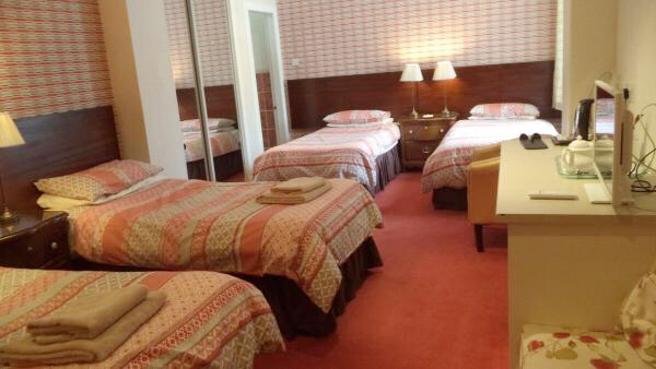 Acer Lodge Guest House - Acer Lodge Guest House 425 Queensferry Rd, Edinburgh EH4 7NB, UK