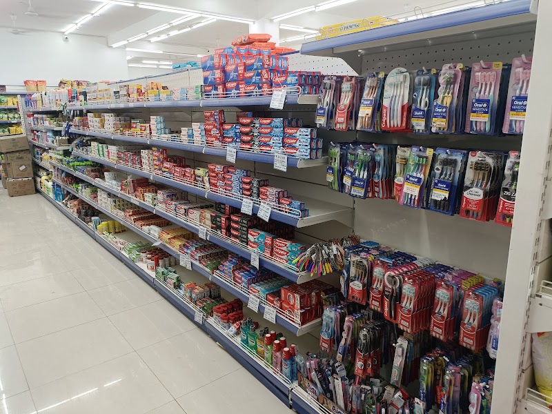 Shree Mega Mart - Shree Mega Mart, 6H8Q+673, Patan - Raipur Rd, Wood-I-Land Colony, PRT Colony, Raipur, Chhattisgarh 490042, India