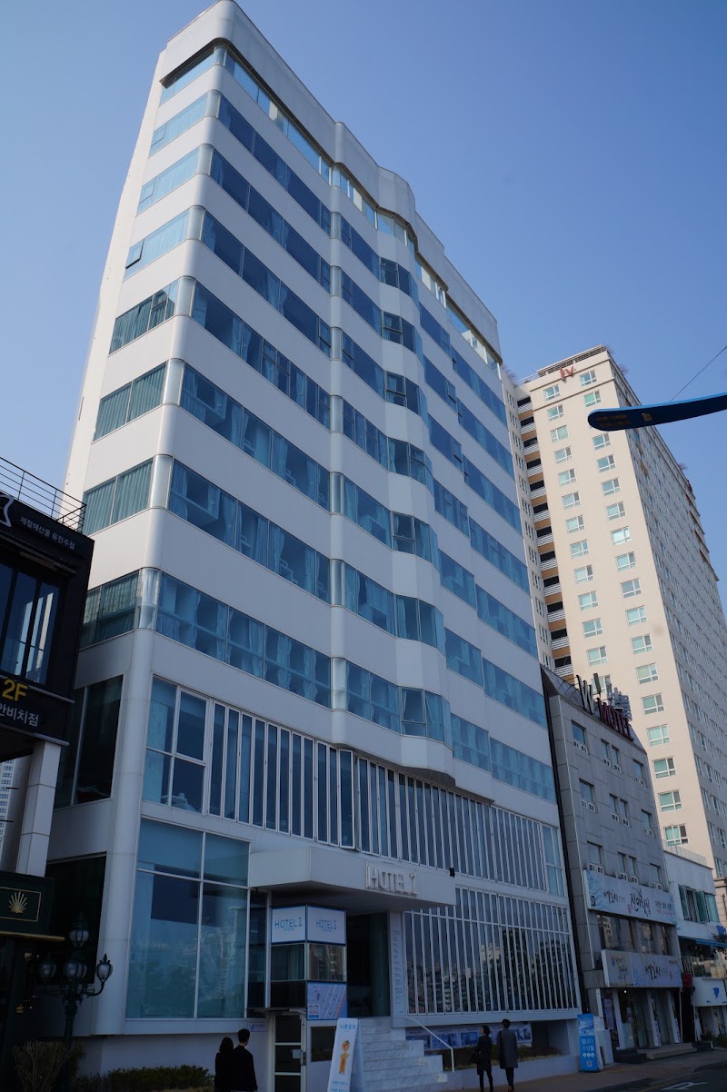 Gwanganli Hotel 1 - Gwanganli Hotel 1 203 Gwanganhaebyeon-ro, Suyeong-gu, Busan, South Korea