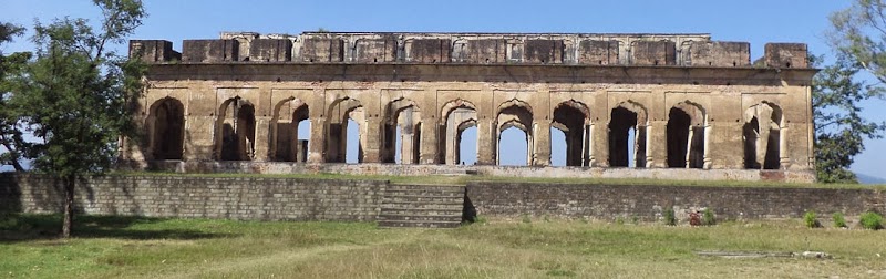 Amtar Fort - Amtar Fort, Q9J7+23G, Hamirpur, Himachal Pradesh 177033, India