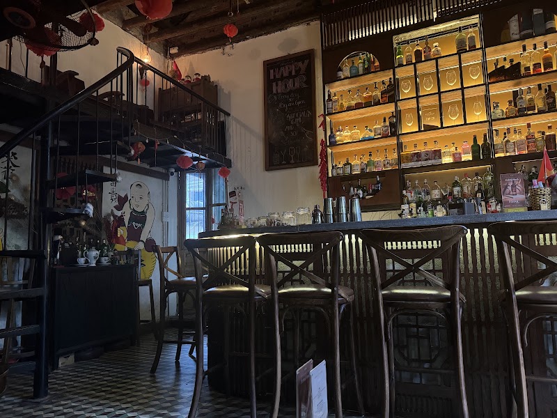 Hanoi House Cocktail Bar - Cafe - Hanoi House Cocktail Bar - Cafe 47A P. Lý Quốc Sư, Hoàn Kiếm, Hà Nội, Vietnam