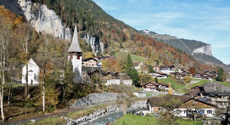 Staubbach Falls Viewpoint - Staubbach Falls Viewpoint Beim Staubbach, 3822 Lauterbrunnen, Switzerland