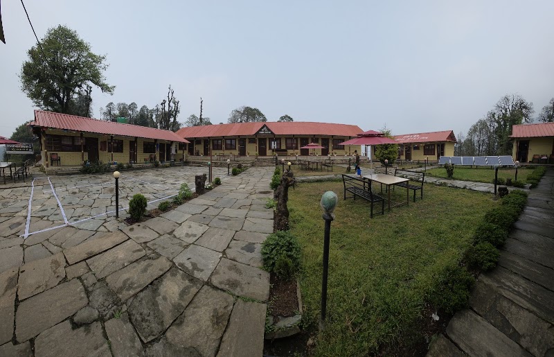 Hotel mardi station & restaurent