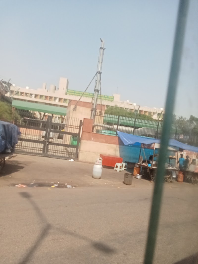 Maharana Pratap ISBT Kashmiri Gate - Departure Building - Maharana Pratap ISBT Kashmiri Gate - Departure Building, Maharana Pratap, ISBT, Near, Yudhister Setu, Inter State Bus Terminal, Kashmere Gate, New Delhi, Delhi, 110006, India