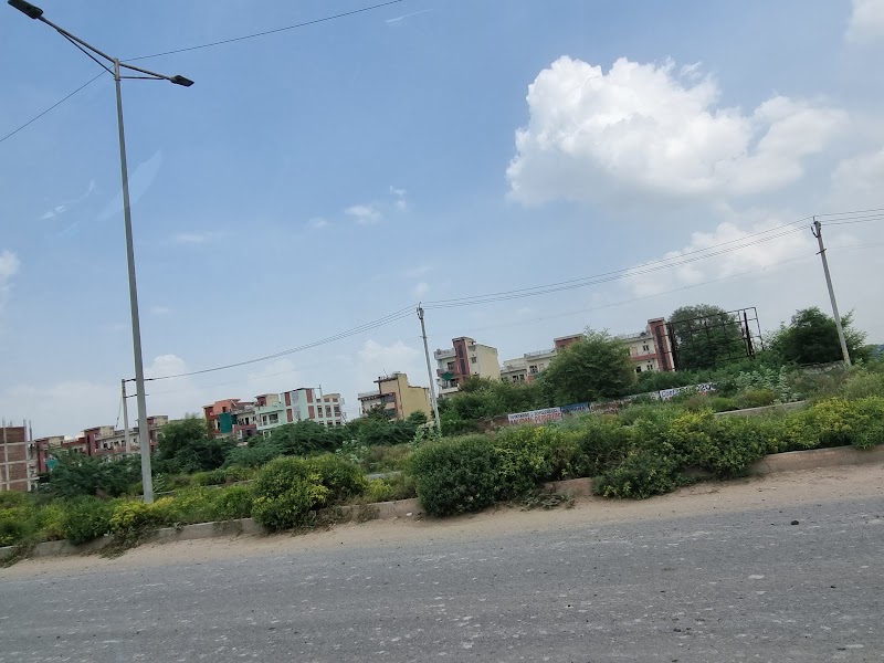 MANSHA LUXURY FLOORS - MANSHA LUXURY FLOORS, 1st Floor, TOWER-B3, Mansha Luxury Floors, Global Industrial Park, Sector 72, Faridabad, Mortzapur, Haryana 121006, India