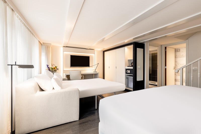 Hotel NH Collection Amsterdam Barbizon Palace - Hotel NH Collection Amsterdam Barbizon Palace, Prins Hendrikkade 59-72, 1012 AD Amsterdam, Netherlands