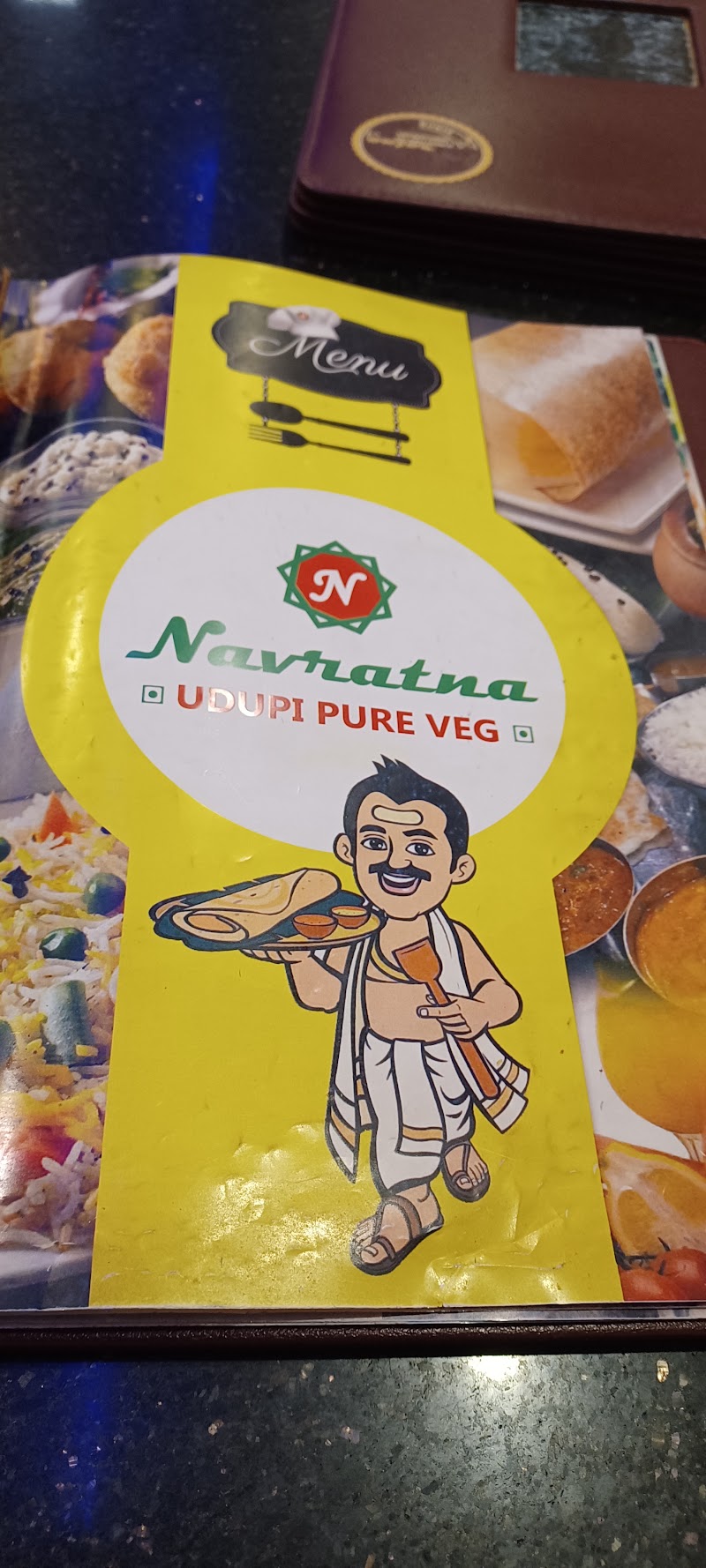 Navratna Udupi Pure veg (Family Restaurant) - Navratna Udupi Pure veg (Family Restaurant) Tito's lane Baga, opp. Brittos Deli Sannks desert, Saunta Vaddo, Goa, Calangute, Maharashtra 403516, India