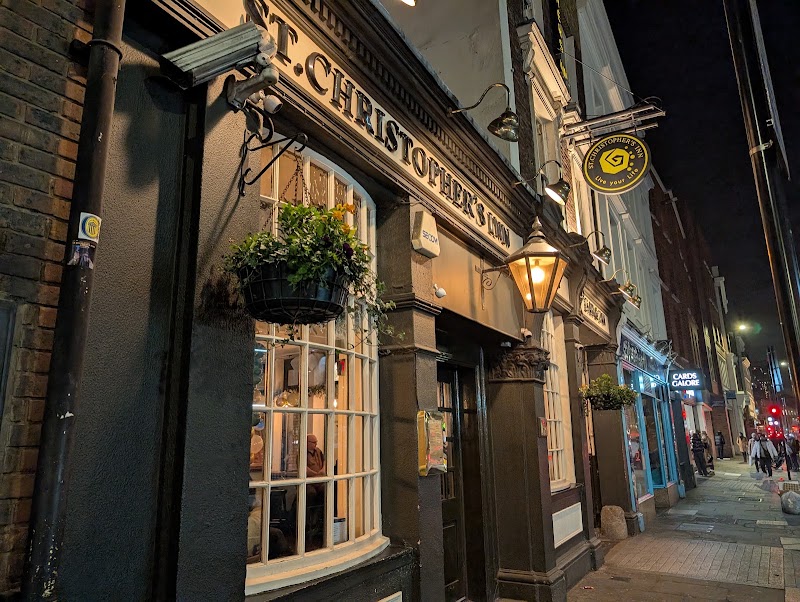 St Christopher's Inn Pub - St Christopher's Inn Pub, 121 Borough High St, London SE1 1NP, UK