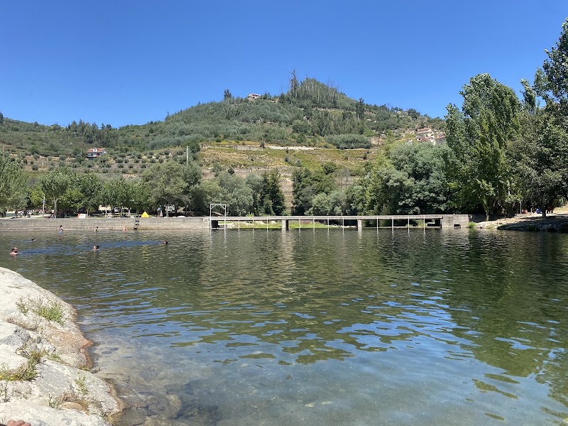 Praia Fluvial de Avô - Praia Fluvial de Avô Avô, Portugal