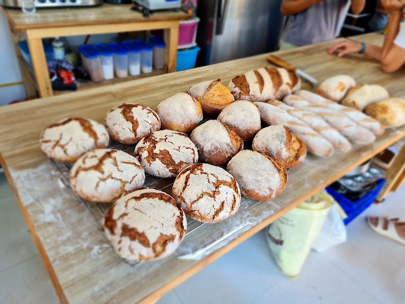 Bakery Pausenbrot - Bakery Pausenbrot Shop no.7, Clara Classic, next to Maria Hall - Don Bosco Road, Salcete, Pulvaddo, Benaulim, Goa 403716, India