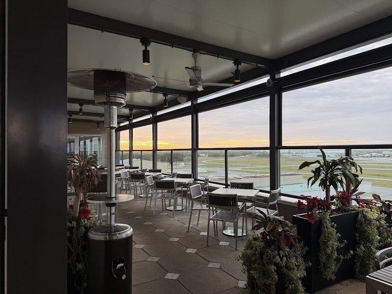 Runway Rooftop - Runway Rooftop, 747 Air Terminal Pkwy, Melbourne, FL 32901, USA