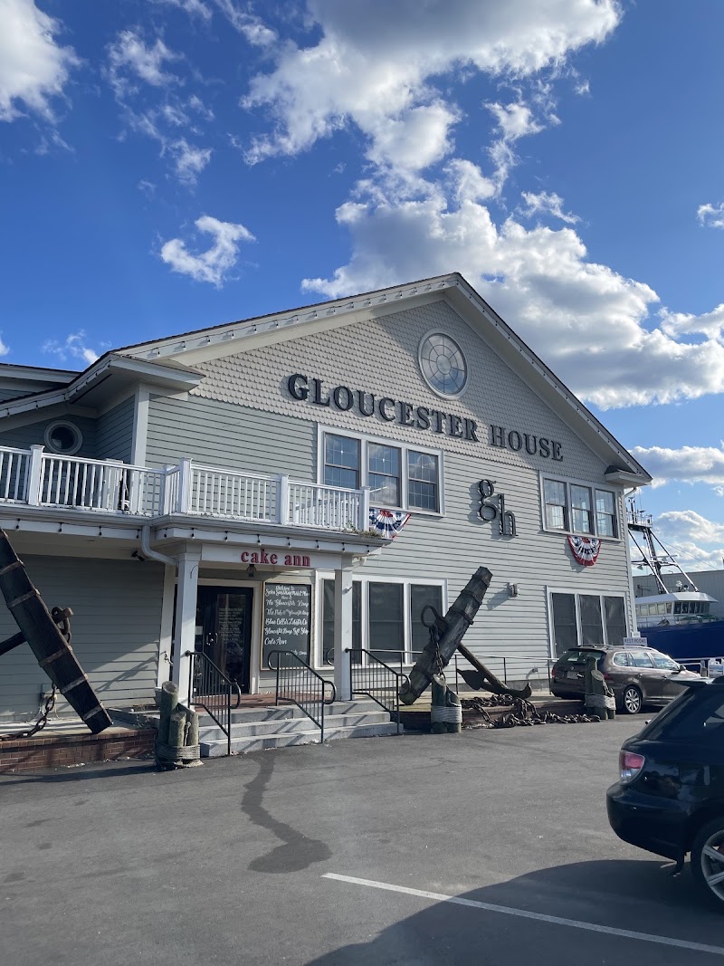 Blue Collar Lobster / The Gloucester House Pub - Blue Collar Lobster / The Gloucester House Pub 63 Rogers St, Gloucester, MA 01930, USA