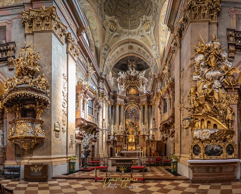 St. Peter's Church - St. Peter's Church, Peterspl., 1010 Wien, Austria