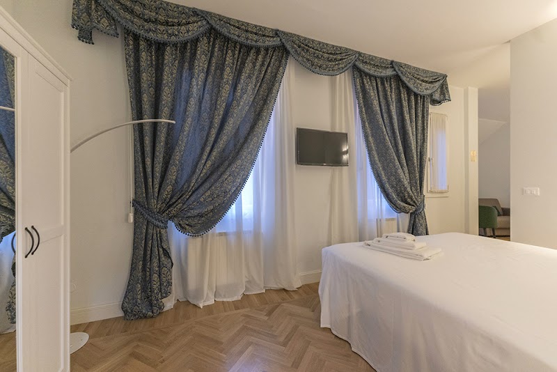 Aldrovandi Luxury Apartments - Aldrovandi Luxury Apartments, P.za Aldrovandi, 19, 40125 Bologna BO, Italy