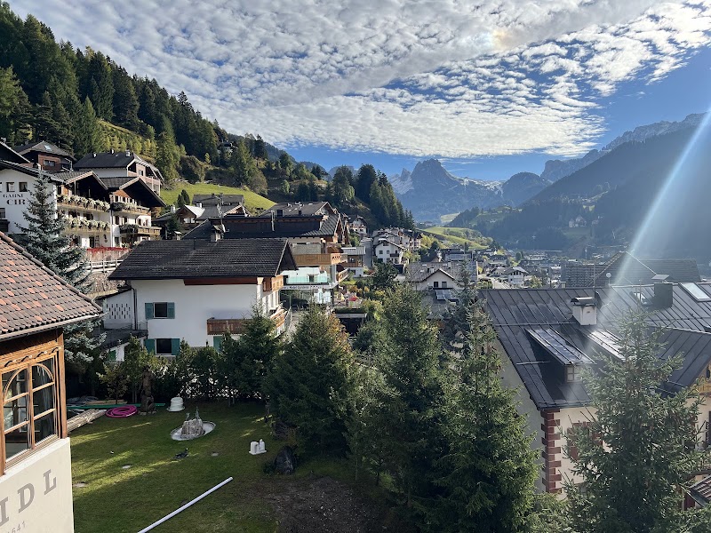 St Christina - St Christina Streda Chemun, 43, 39047 Santa Cristina Valgardena BZ, Italy
