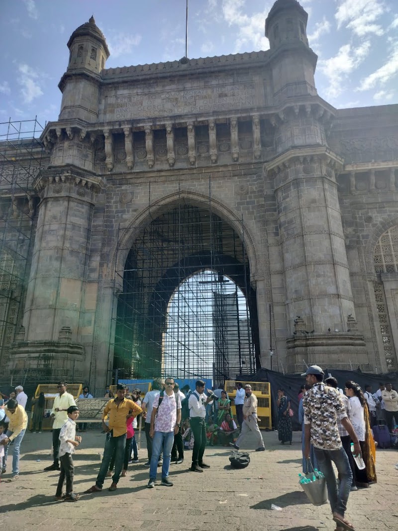 Chatrapati Shivaji Terminal (CST) Victoria Terminus (VT) - Chatrapati Shivaji Terminal (CST) Victoria Terminus (VT) WRQP+W5G, Chhatrapati Shivaji Terminus Area, Fort, Mumbai, Maharashtra 400001, India