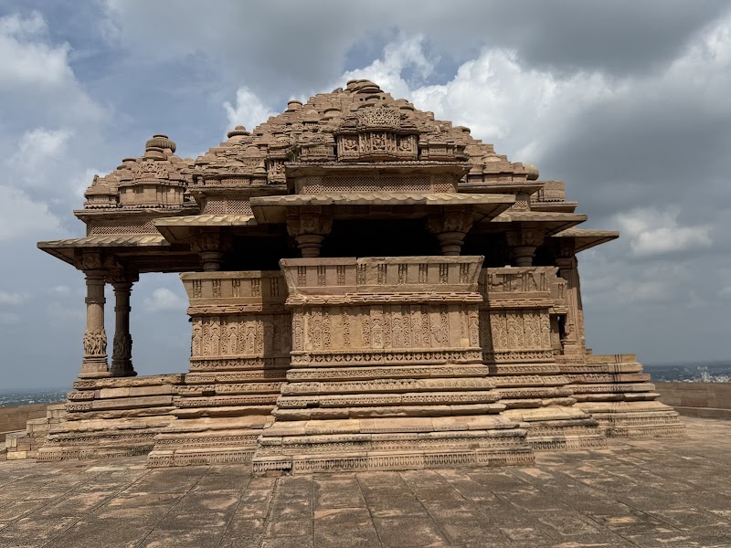 Sahasrabahu Twin Temples - Sahasrabahu Twin Temples Fort Campus, Near Post Office, 65FC+F46, Gwalior Fort, Gwalior, Madhya Pradesh 474008, India