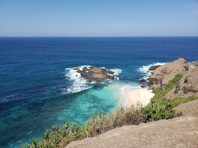 Bukit Merese - Bukit Merese, Jl. Kuta Lombok, Kuta, Kec. Pujut, Kabupaten Lombok Tengah, Nusa Tenggara Bar. 83573, Indonesia